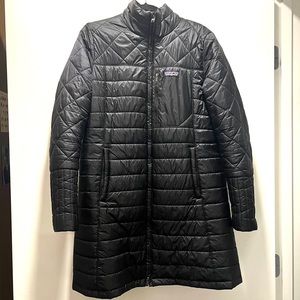PATAGONIA BLACK DOWN COAT - RADALIE PARKA